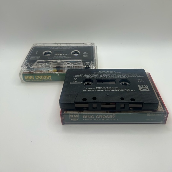 Bing Crosby Christmas cassettes, vintage , original case, retro - Picture 3 of 3